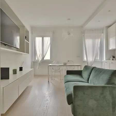 Apartment Joivy Splendid Flat Near The Duomo
